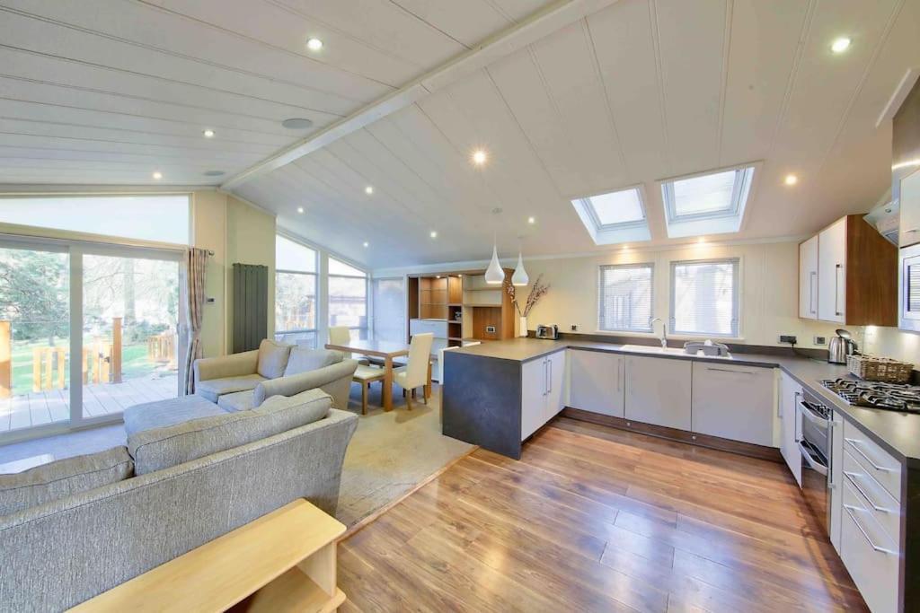 New Forest Lodge - 194 No Pets Fordingbridge Extérieur photo