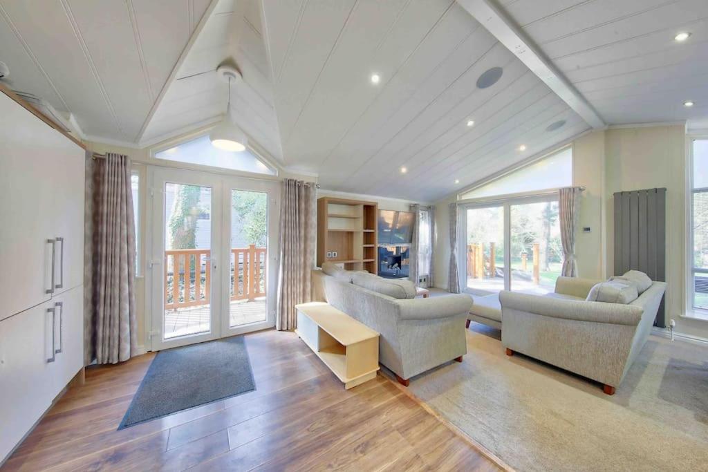 New Forest Lodge - 194 No Pets Fordingbridge Extérieur photo